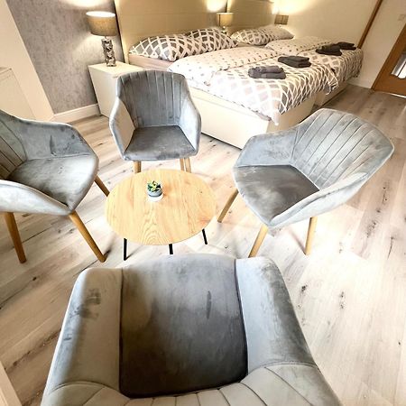 Grandlux Villa & Spa テプリツェ エクステリア 写真