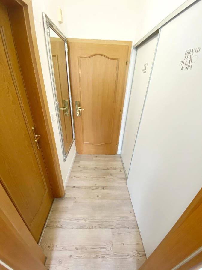Grandlux Villa & Spa テプリツェ エクステリア 写真
